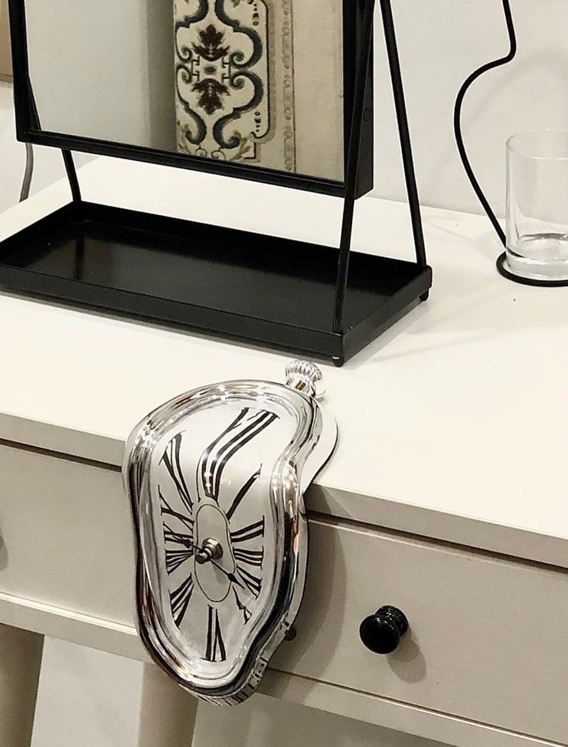 Decorative Melting Clock