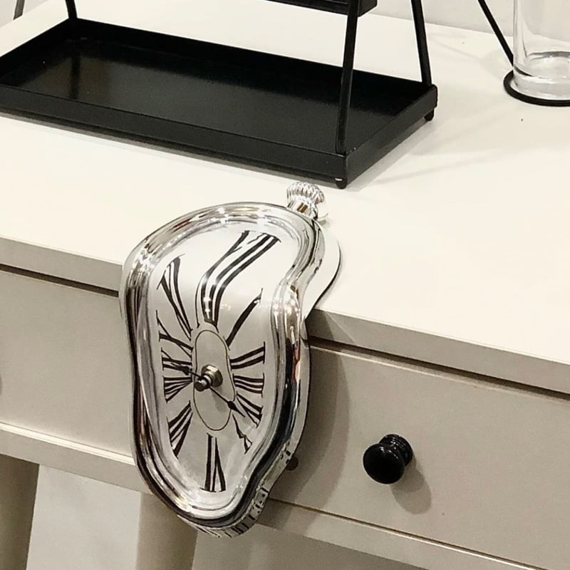 Decorative Melting Clock