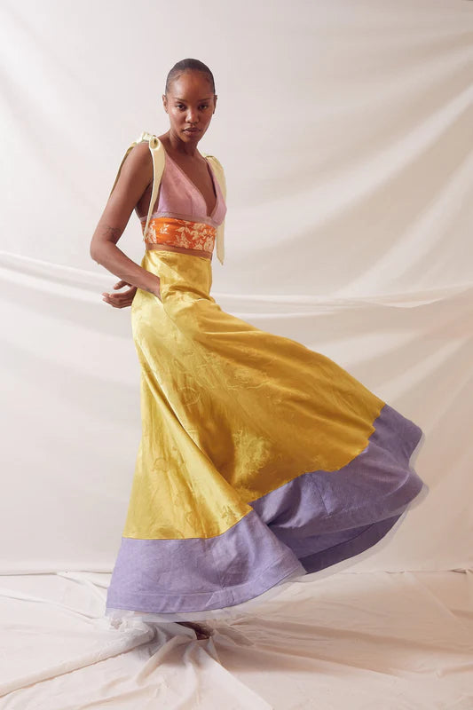 ✨ Colorblock Elegance Maxi Dress 🌸 Bold & Artistic Statement Gown
